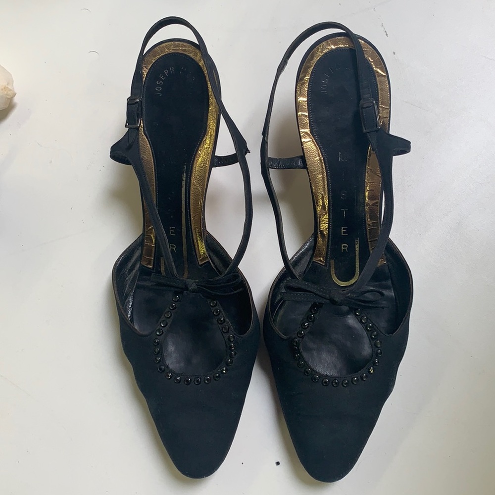Mister silk sling back embellished pump’s vintage!